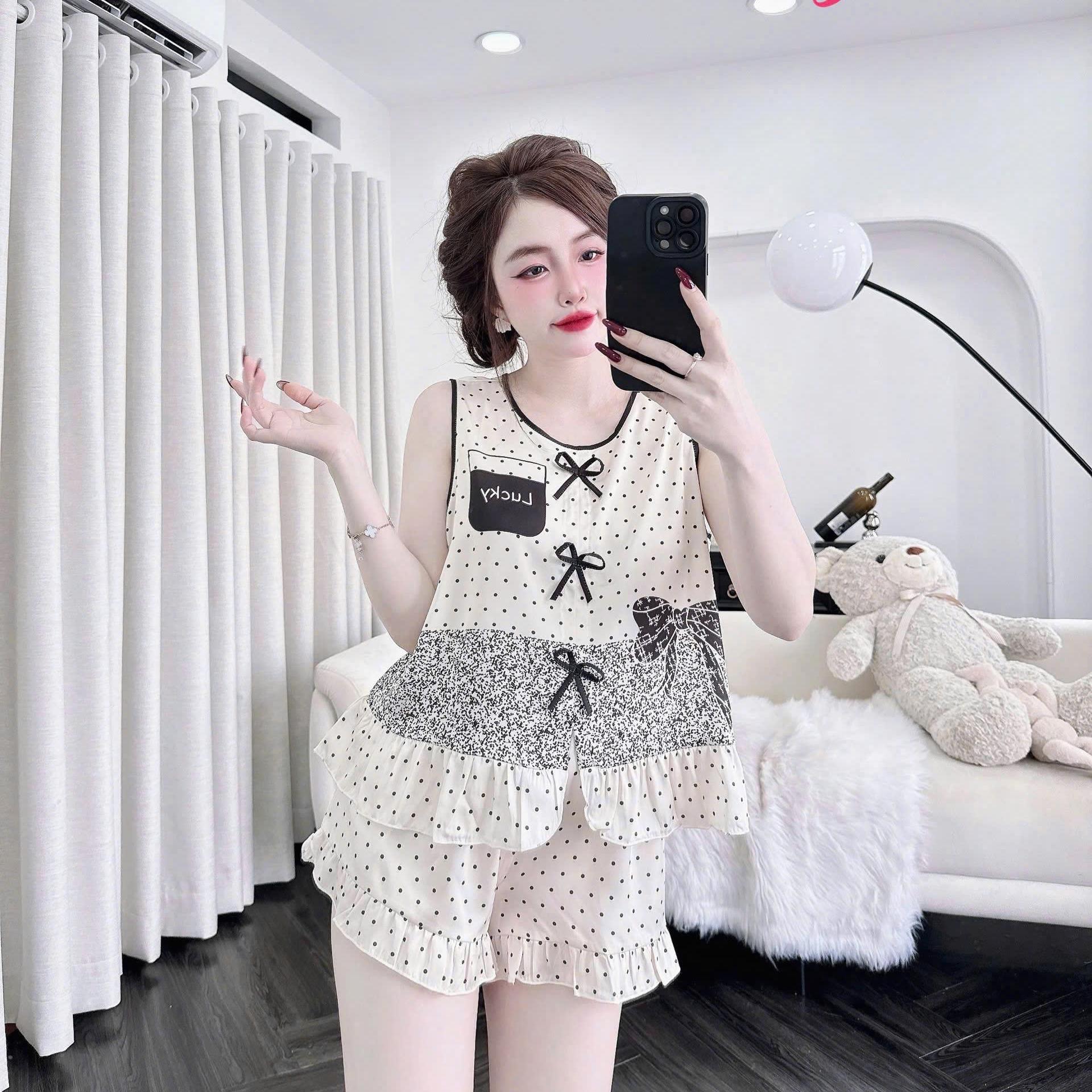 đồ ngủ đùi sát nách thiết kế đính 3 nơ xinh xắn (DB28)