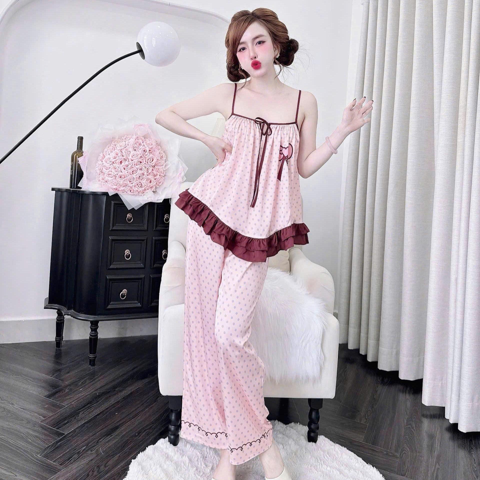 Đồ ngủ 2 dây quần dài viền bèo lai (DB96)